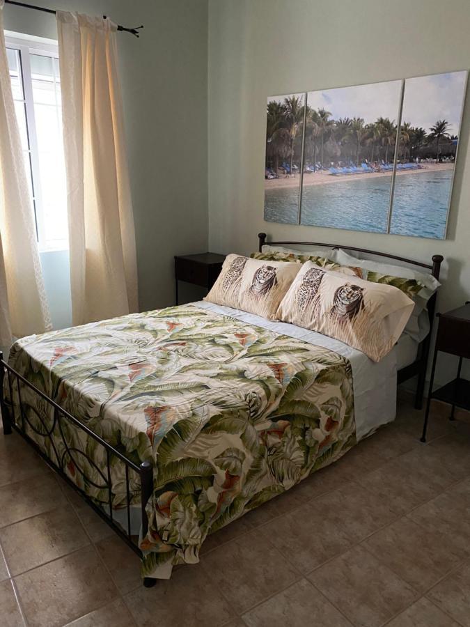 Gallery Apartments Ликсури Экстерьер фото