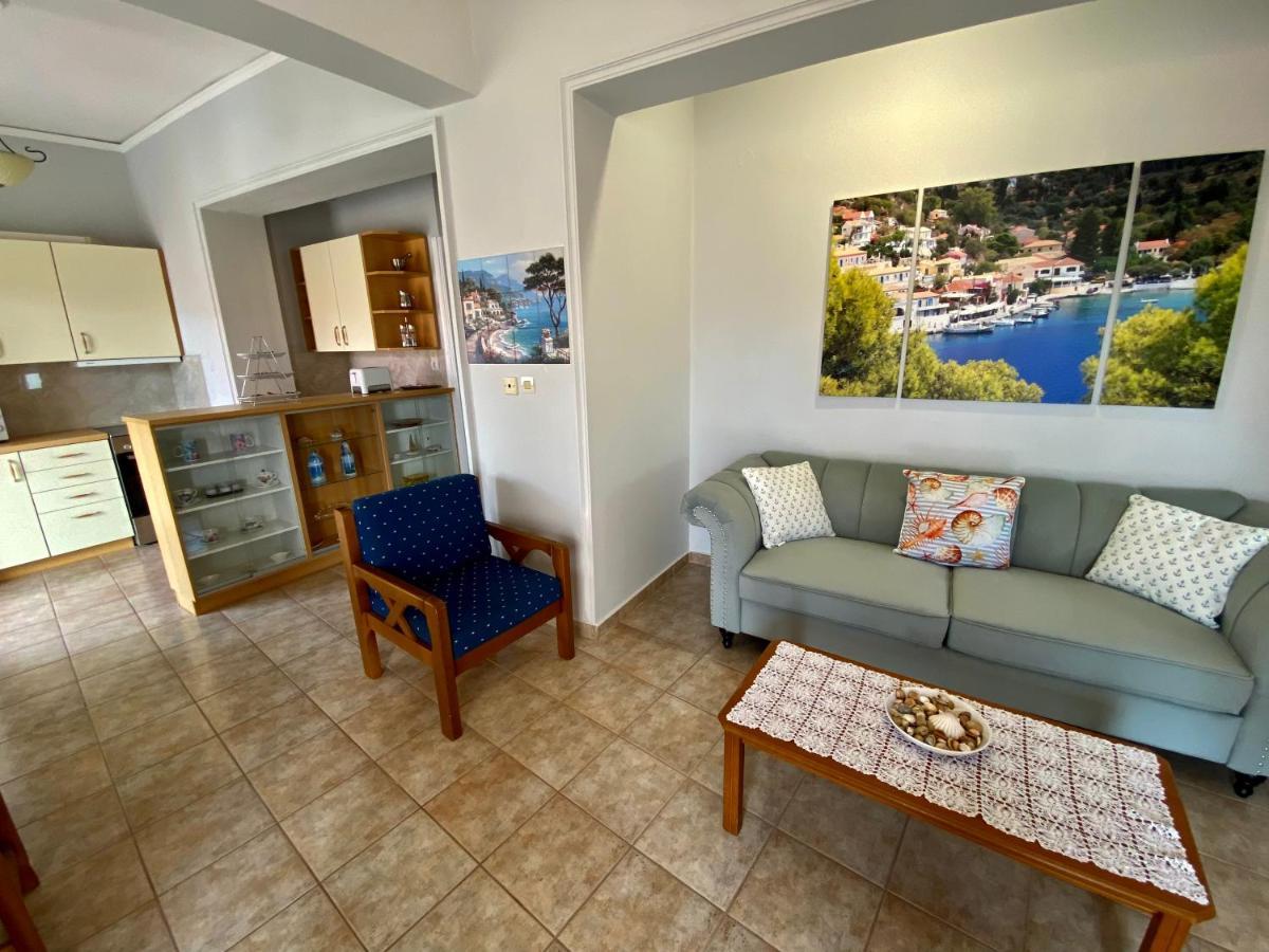 Gallery Apartments Ликсури Экстерьер фото