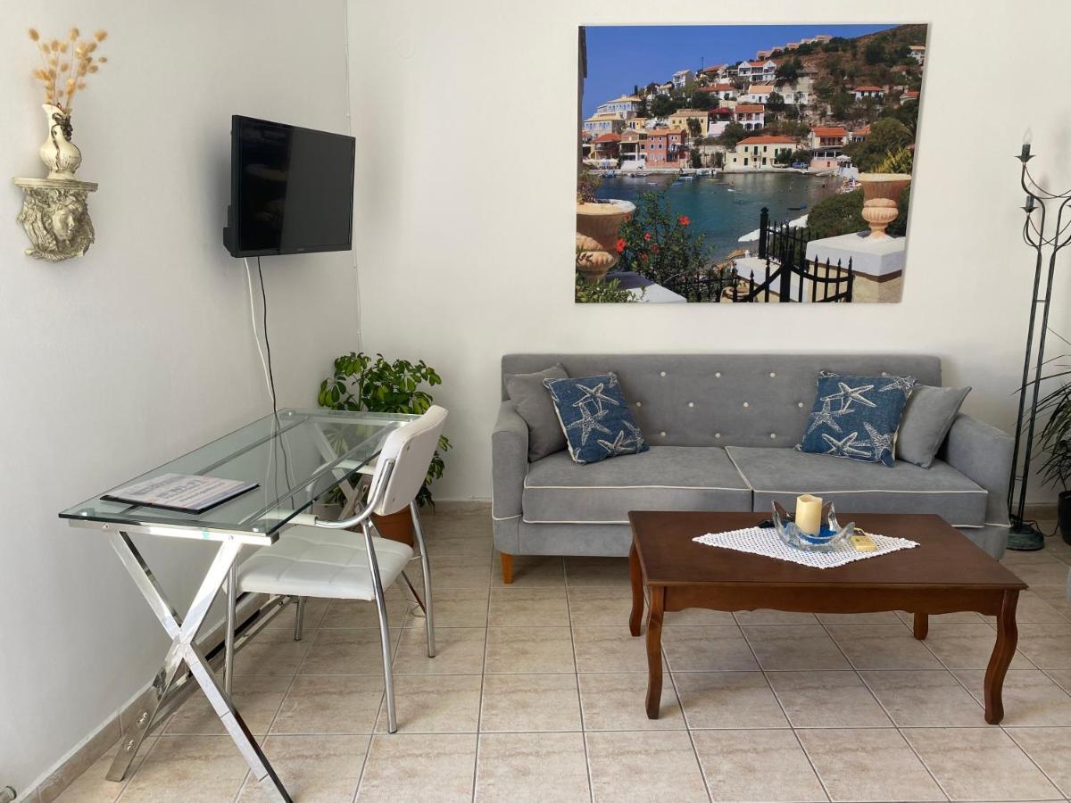 Gallery Apartments Ликсури Экстерьер фото