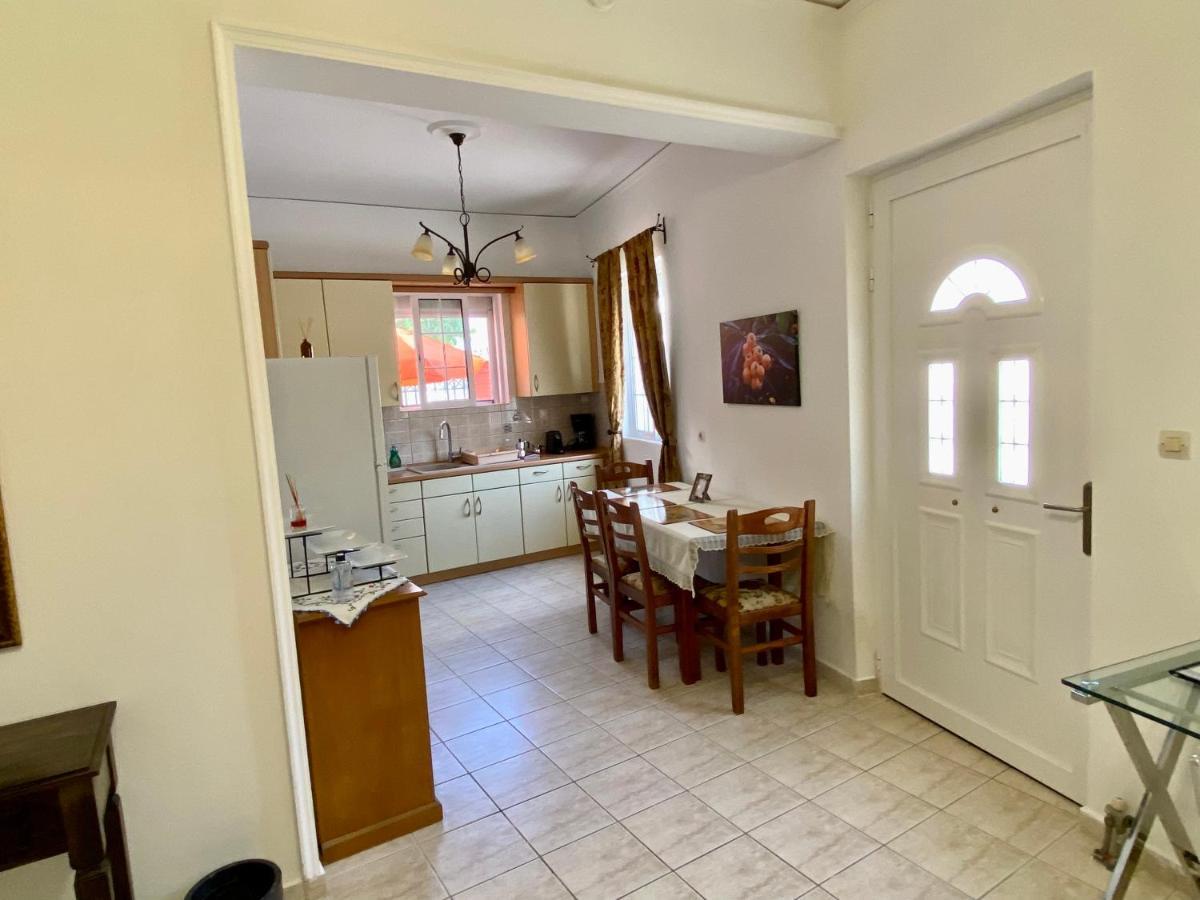 Gallery Apartments Ликсури Экстерьер фото