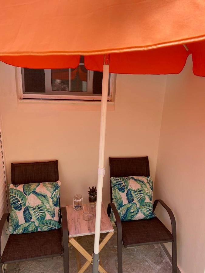 Gallery Apartments Ликсури Экстерьер фото