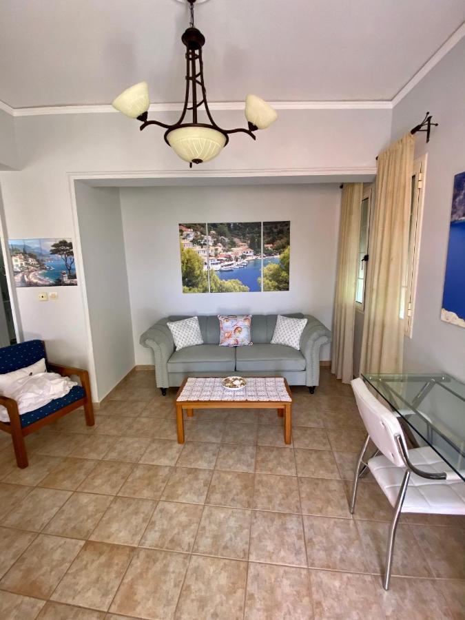 Gallery Apartments Ликсури Экстерьер фото