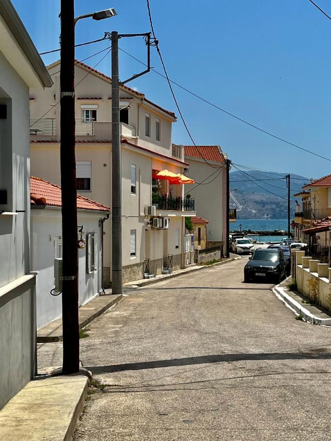 Gallery Apartments Ликсури Экстерьер фото