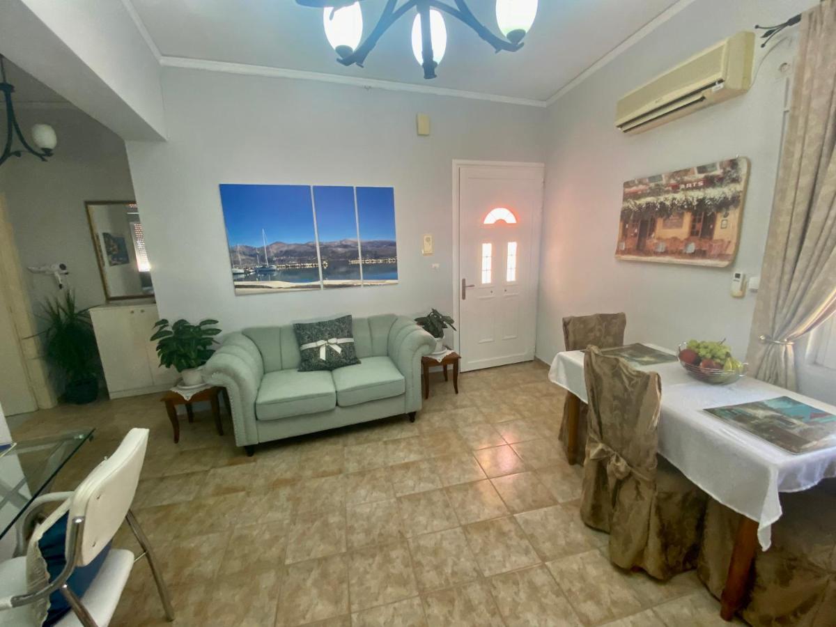 Gallery Apartments Ликсури Экстерьер фото