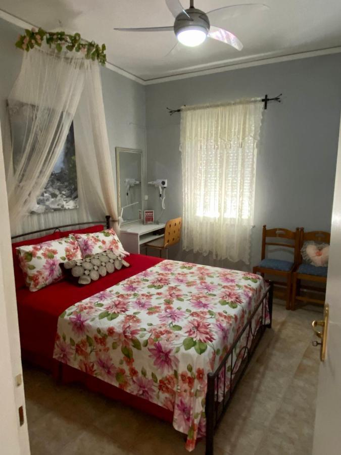Gallery Apartments Ликсури Экстерьер фото